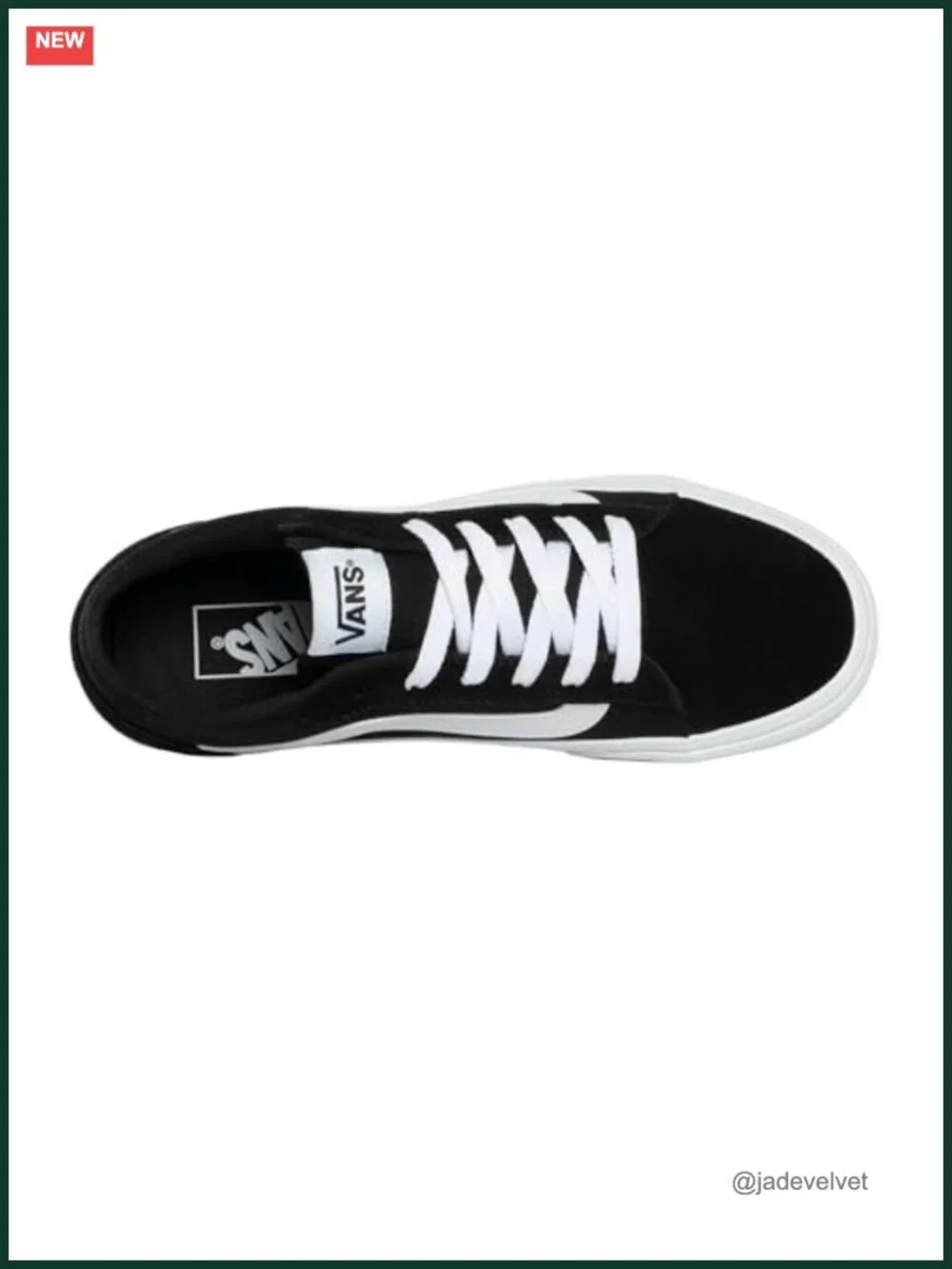Low Top Sneakers with Oversized Sidestripe